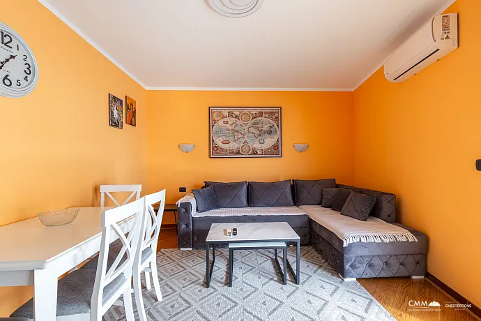 6752 Zwei Wohnungen je 57 m² in Rafailovići, erste Reihe