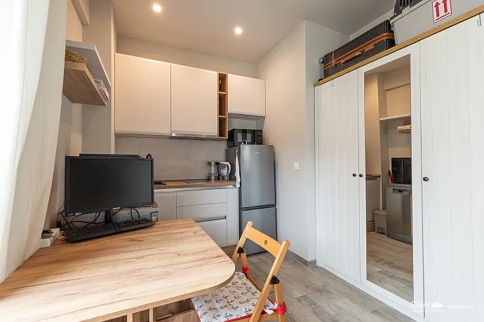 Studio im Herzen von Tivat zu verkaufen