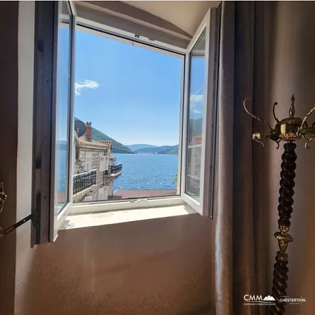 Apartment mit einem Schlafzimmer und Meerblick in der historischen Stadt Perast