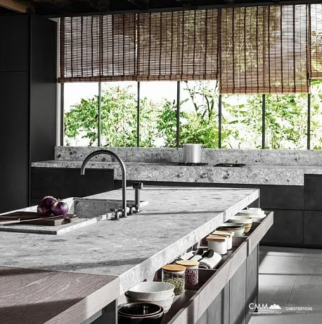 Luxuswohnungen mit Meerblick – Ulcinj