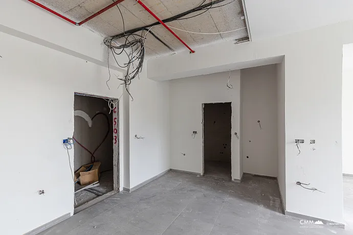 Moderne Einzimmerwohnung in Budva mit optionaler Garage