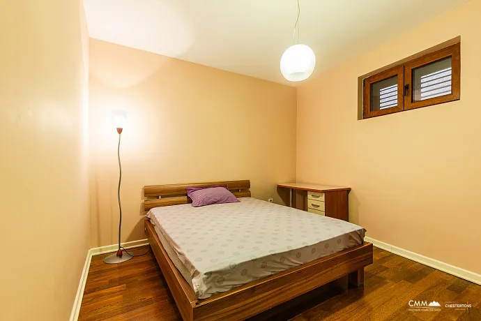 Zwei-Zimmer-Wohnung 84 m² in Pržno – Komfort und Gemütlichkeit am Meer