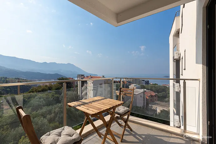 Moderne Wohnung 52m2 mit Meerblick – Bečići