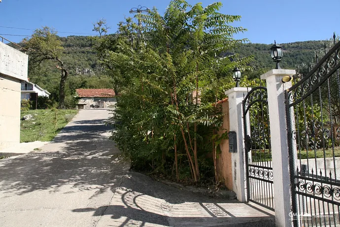 Luxusvilla mit Pool in Kotor