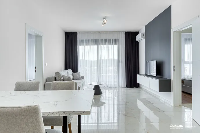 Helle Zwei-Zimmer-Wohnung in Bar