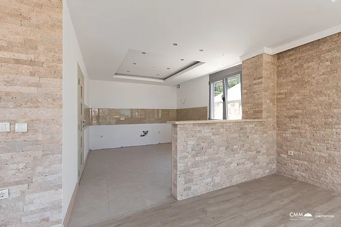 Penthouse in Ulcinj mit Meerblick