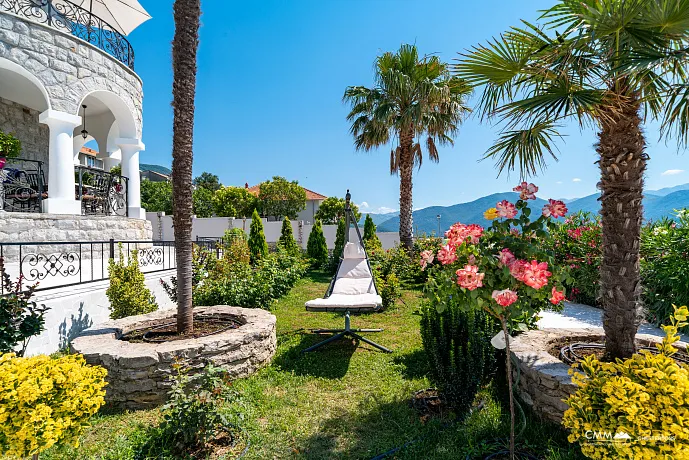 Luxusvilla in Bijela
