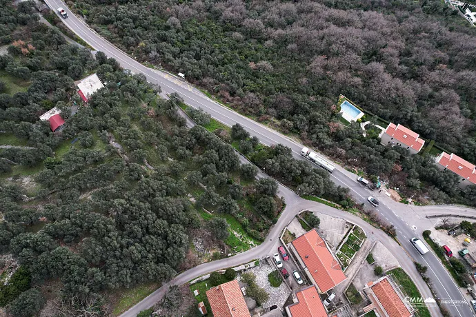 GRUNDSTÜCK ZU VERKAUFEN – RUDINICE, GEMEINDE PLUŽINE