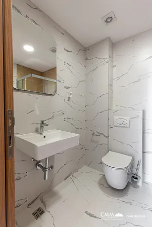 Zu verkaufen – Moderne Einzimmerwohnung in Budva