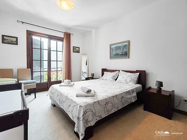 Apartment mit drei Schlafzimmern und Meerblick, mit Swimmingpool