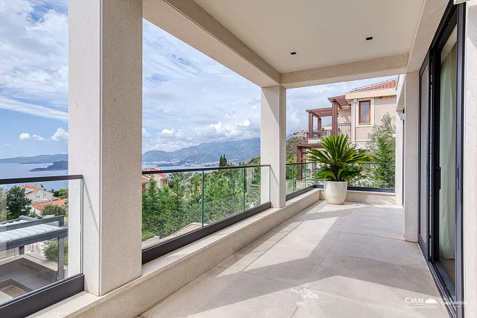 Exklusive Villa in Blizikuće, nahe Sveti Stefan