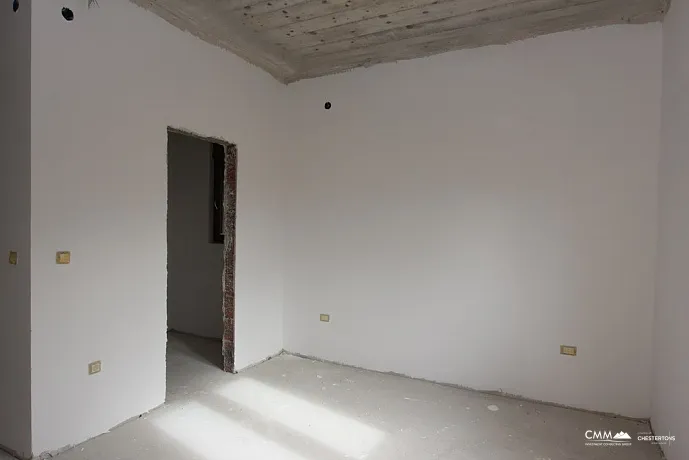 Neues Haus in Becici