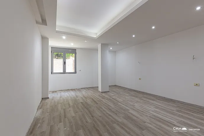 Penthouse in Ulcinj mit Meerblick