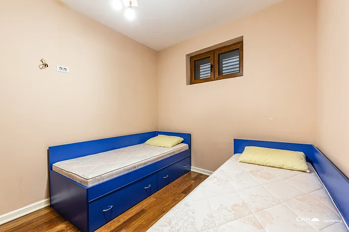 Zwei-Zimmer-Wohnung 84 m² in Pržno – Komfort und Gemütlichkeit am Meer