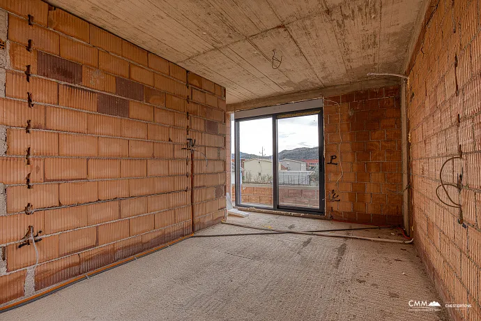 Modernes Haus in Bar mit Terrasse und 3 Schlafzimmern