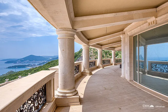 Exklusive Küstenvilla an der Adria – Eleganz und absolute Privatsphäre