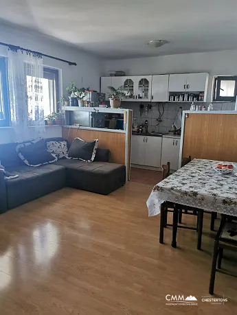 Haus zum Verkauf in Tudorovichi mit Meerblick
