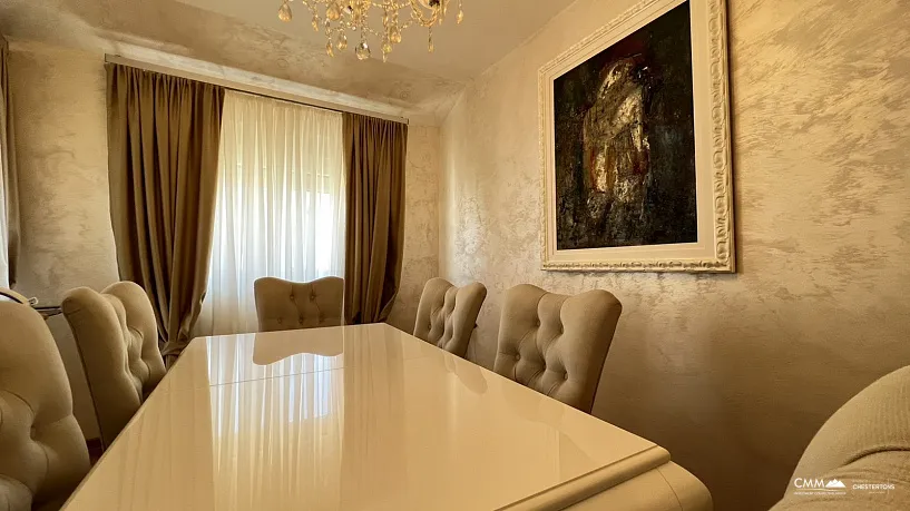 Wohnung in Budva mit zwei Schlafzimmern