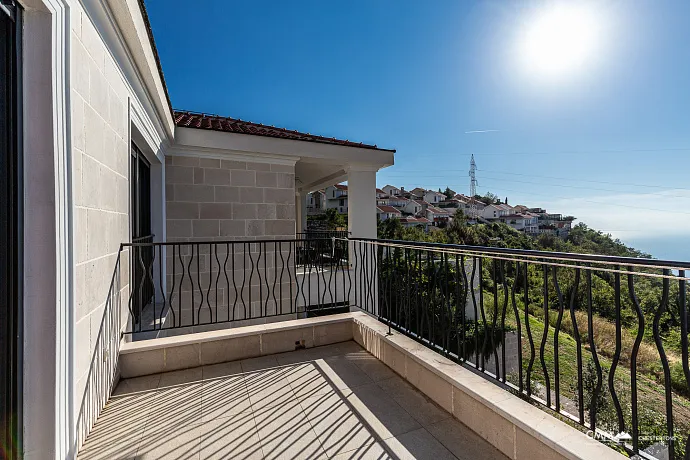 Apartment mit einem Schlafzimmer in ruhiger Lage mit Meerblick