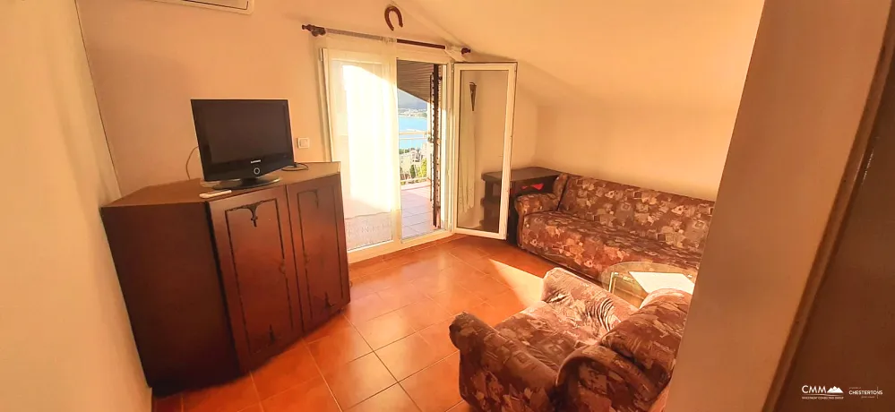 Geräumige 85m2 Wohnung mit 3 Schlafzimmern und Meerblick in Herceg Novi