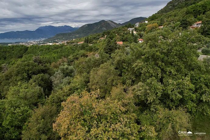 Grundstück in Kavach