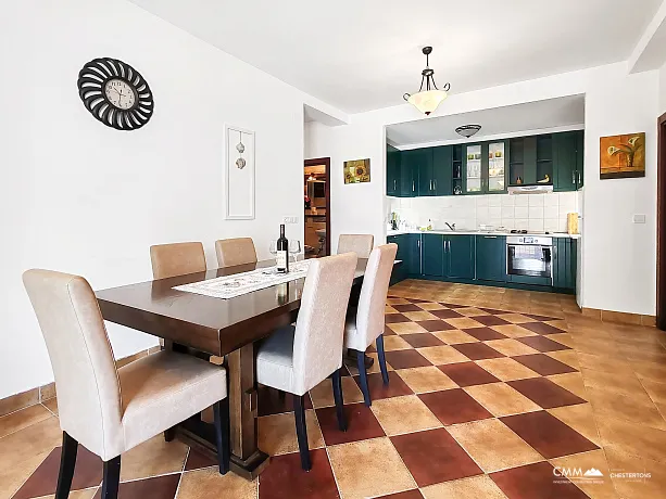 Apartment mit drei Schlafzimmern und Meerblick, mit Swimmingpool