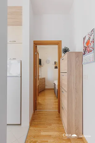 Wohnung mit einem Schlafzimmer in Becici