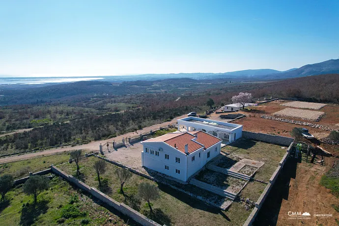 Wunderschöne Villa mit atemberaubendem Blick in Ulcinj