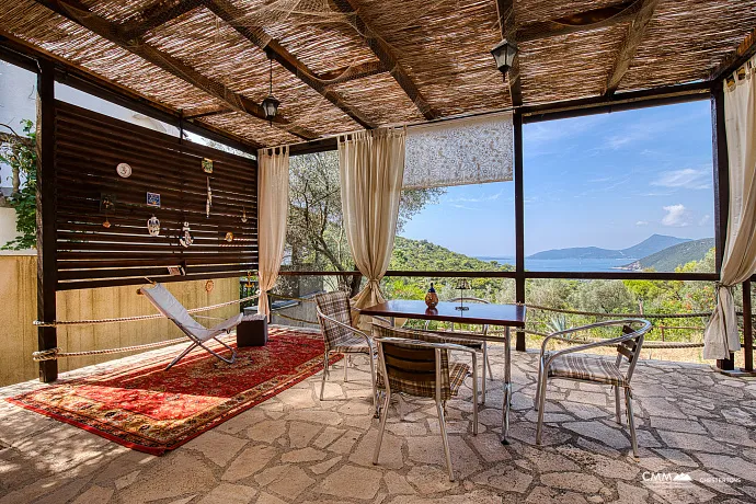 Elegantes Haus mit atemberaubendem Blick auf die Bucht von Kotor in Herceg Novi