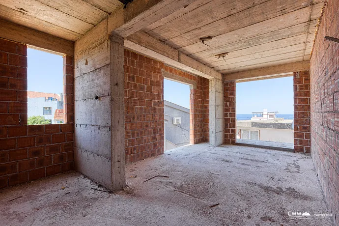 Investition mit Meerblick – Neubauprojekt in ruhiger Lage von Bar