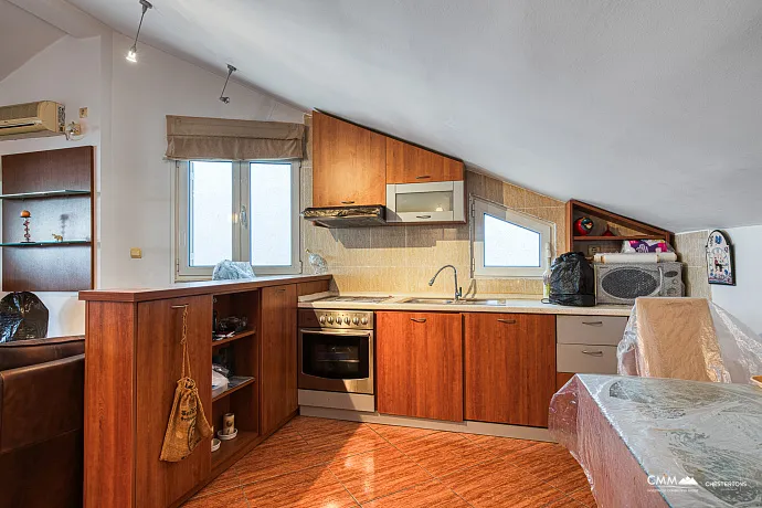 Einzimmerwohnung in Bečići, 64m²