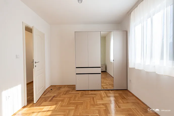 Geräumige 64 m² Wohnung mit Meerblick in Bečići
