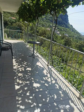 Haus zum Verkauf in Tudorovichi mit Meerblick