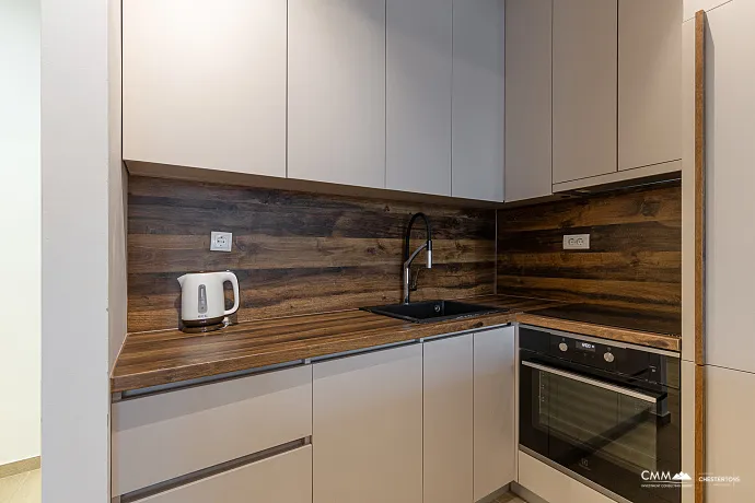 Ein-Zimmer-Wohnung in Bečići – Vollständig Möbliert!