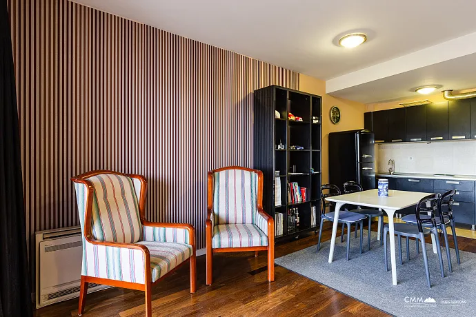 Zwei-Zimmer-Wohnung 84 m² in Pržno – Komfort und Gemütlichkeit am Meer