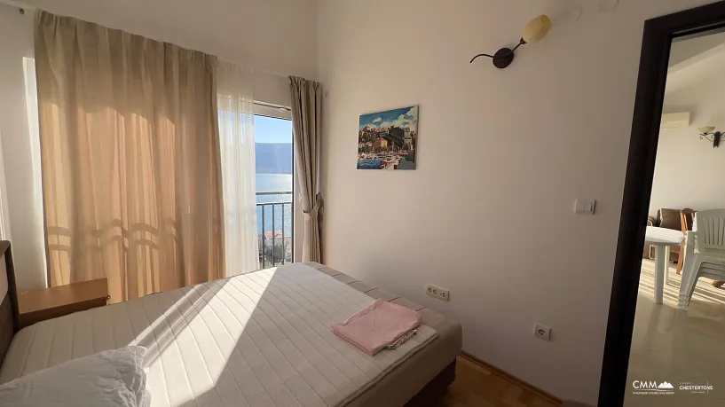 Wohnung zum Verkauf in Herceg Novi mit Meerblick