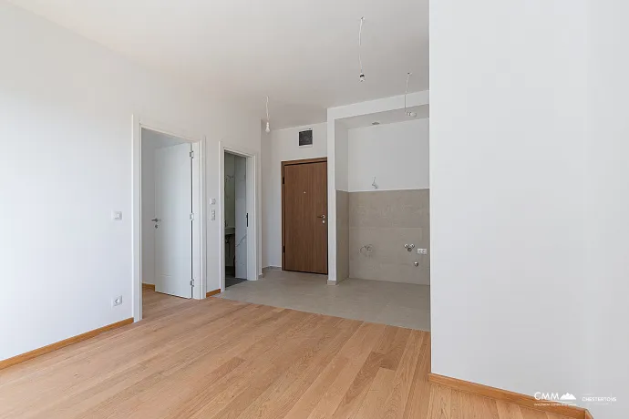 Ein-Zimmer-Wohnung mit Garage, Bečići