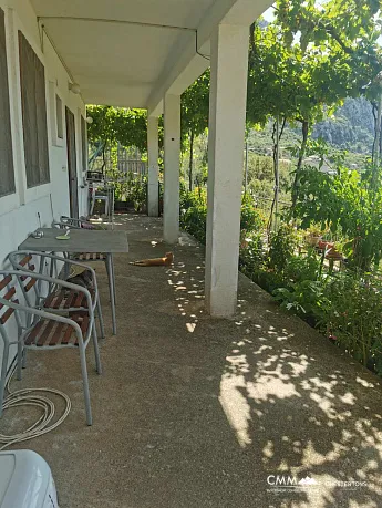 Haus zum Verkauf in Tudorovichi mit Meerblick