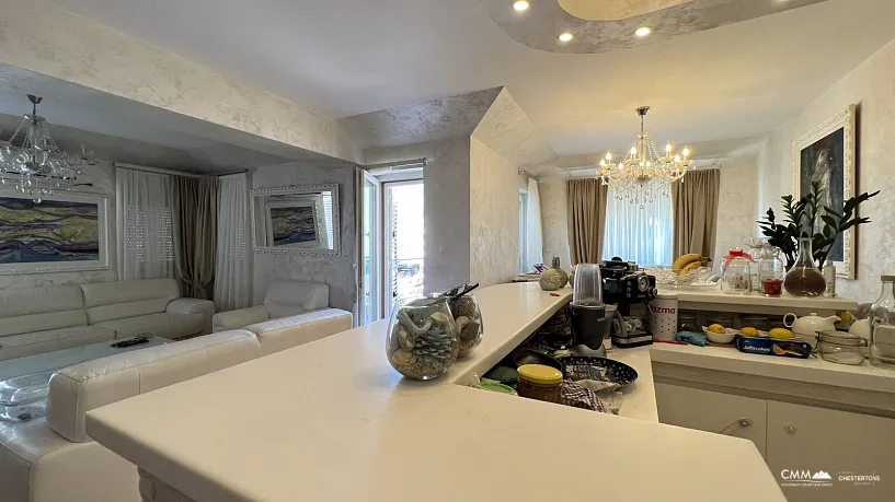 Wohnung in Budva mit zwei Schlafzimmern