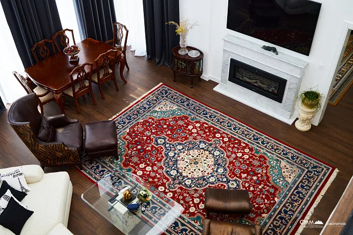 Geräumiges Haus in Kumbor mit einer Gesamtfläche von 335 m²