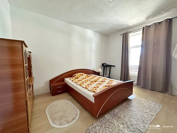 Dreistöckiges Haus in Dobra Voda 308m2