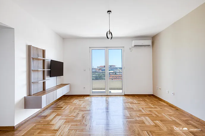 Geräumige 64 m² Wohnung mit Meerblick in Bečići