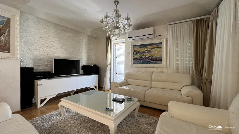 Wohnung in Budva mit zwei Schlafzimmern