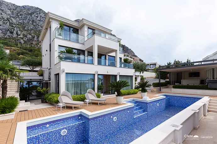 Exklusive Villa in Blizikuće, nahe Sveti Stefan