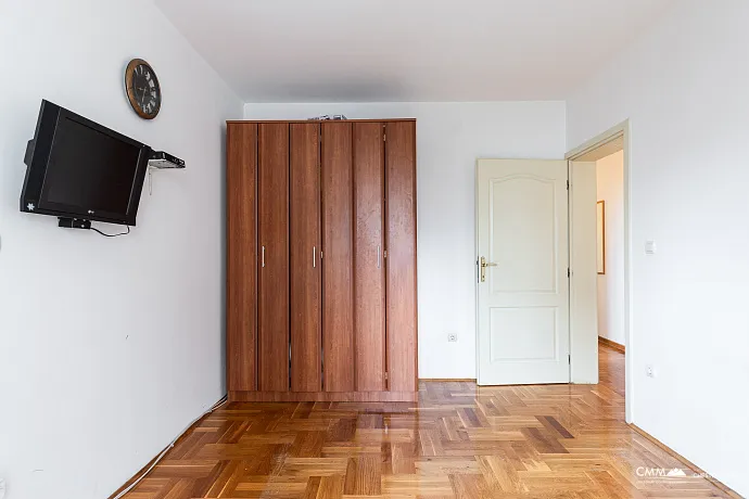 Geräumige 64 m² Wohnung mit Meerblick in Bečići