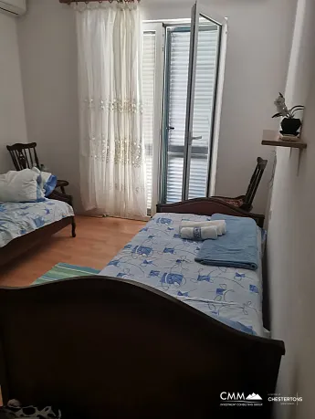 Haus zum Verkauf in Tudorovichi mit Meerblick