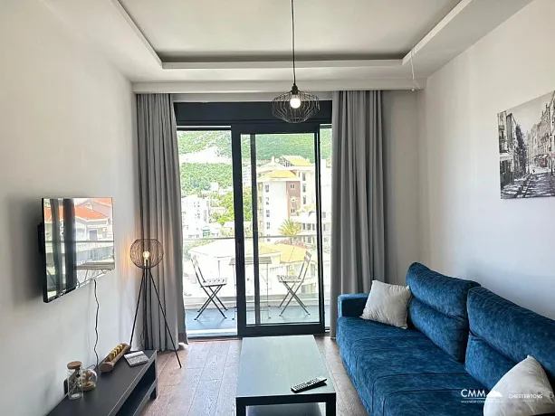 Zu verkaufen Wohnung in Becici in der Nähe des Meeres