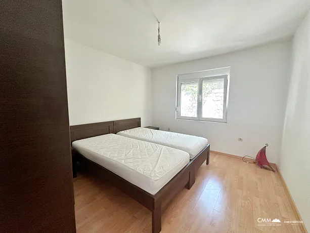 Dreistöckiges Haus mit Meerblick in Zagradje