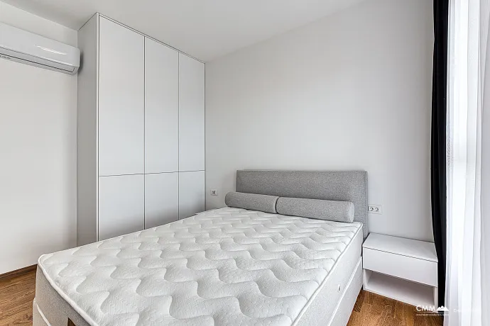 Helle Zwei-Zimmer-Wohnung in Bar