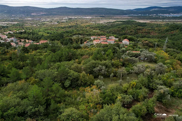 Grundstück in Kavach